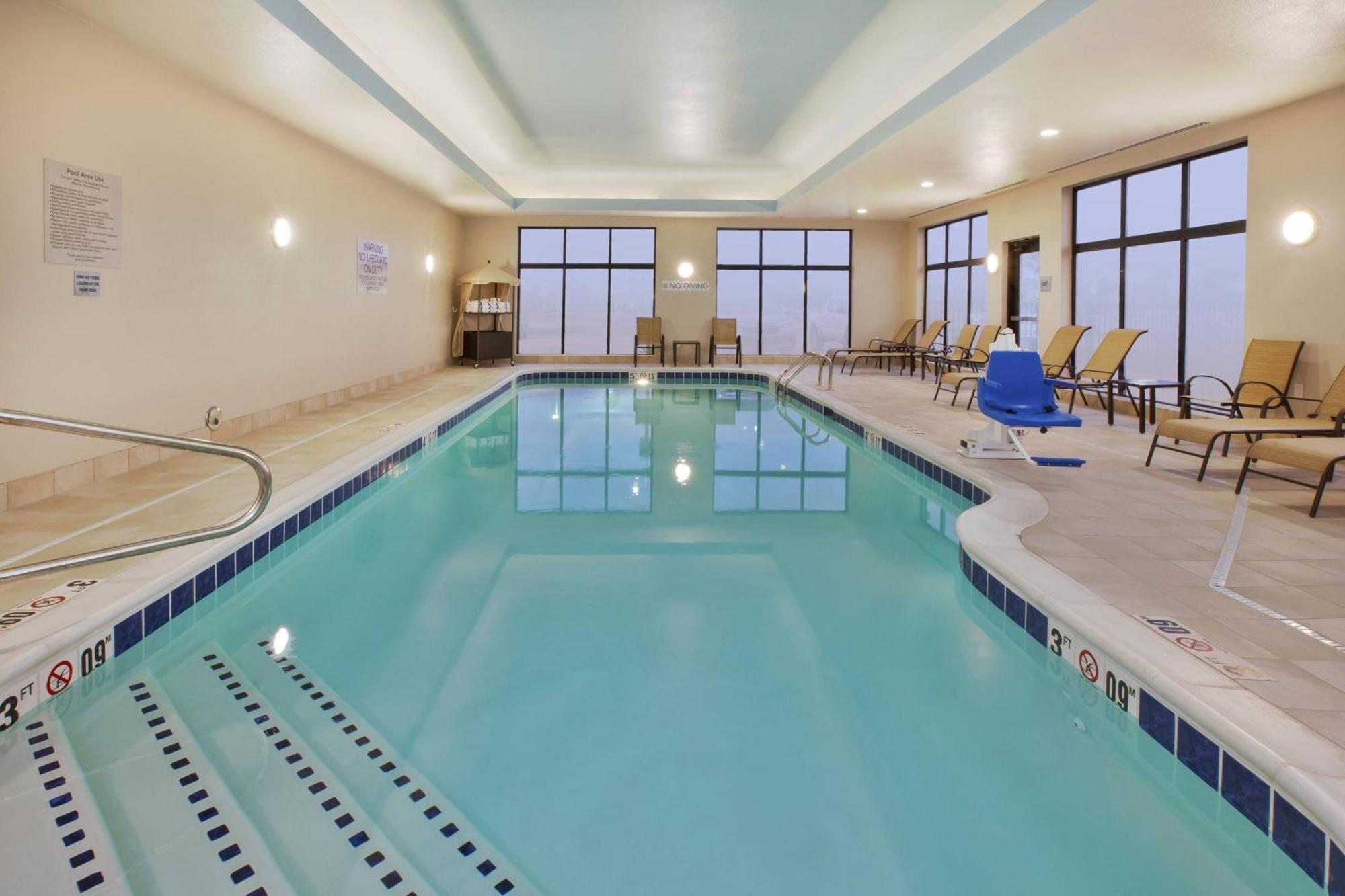 Courtyard By Marriott St. Joseph-Benton Harbor Hotel Eksteriør billede