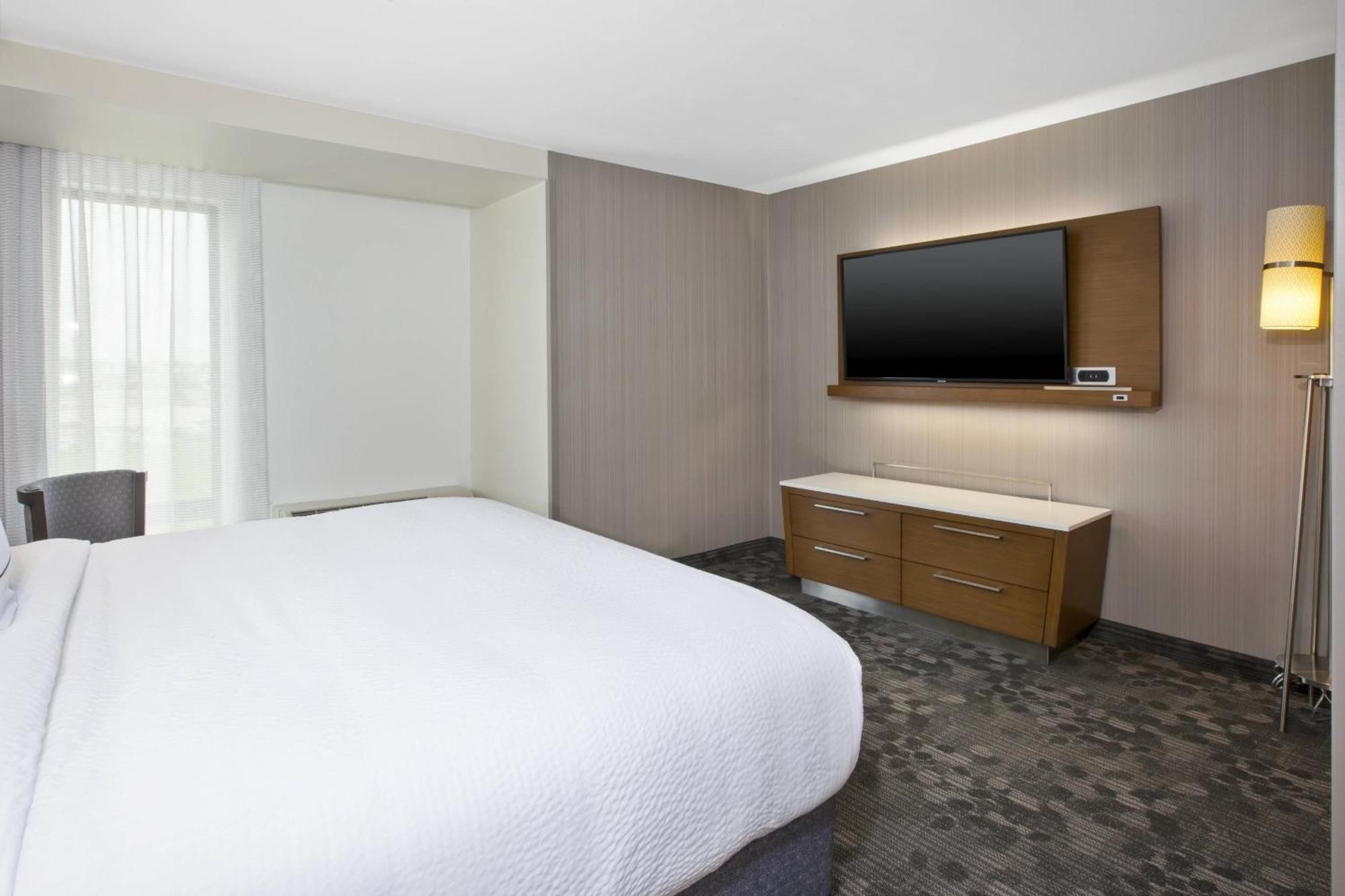 Courtyard By Marriott St. Joseph-Benton Harbor Hotel Eksteriør billede