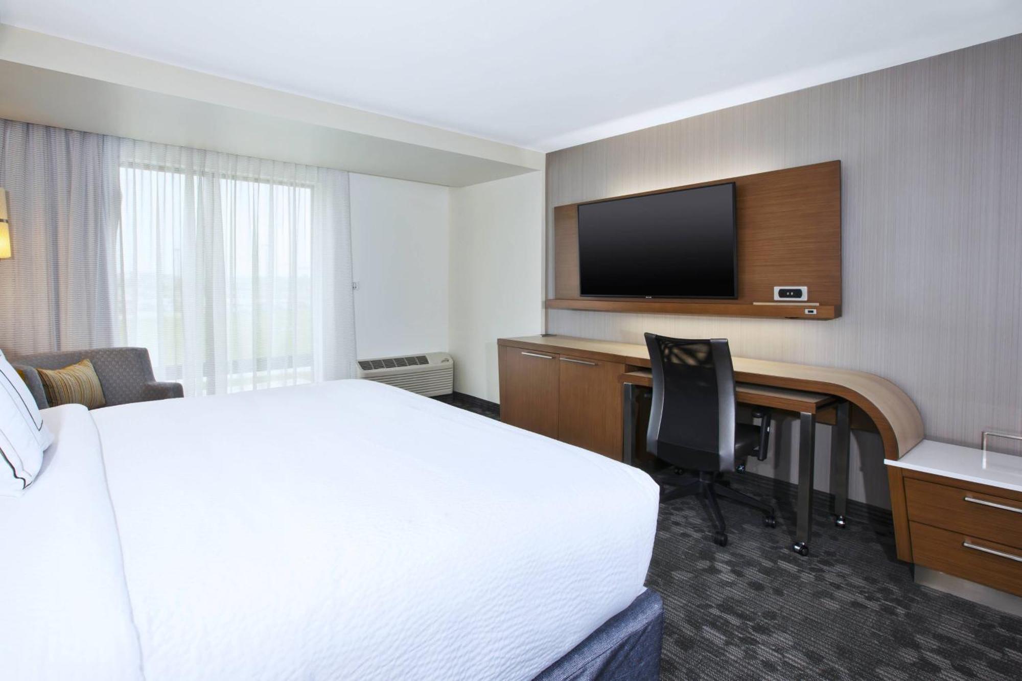 Courtyard By Marriott St. Joseph-Benton Harbor Hotel Eksteriør billede